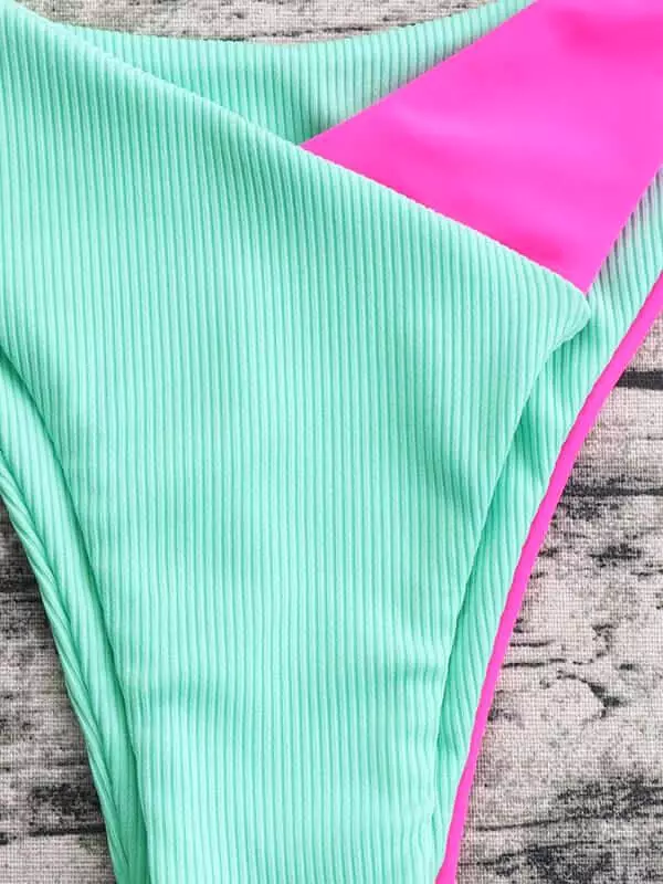 Colorblock Hipster Bikini Set