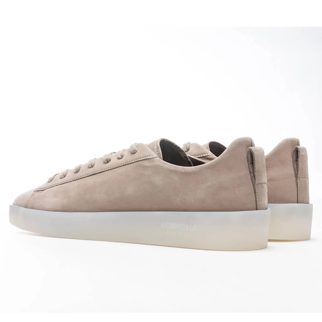 Essentials Tennis Low - Warm Taupe