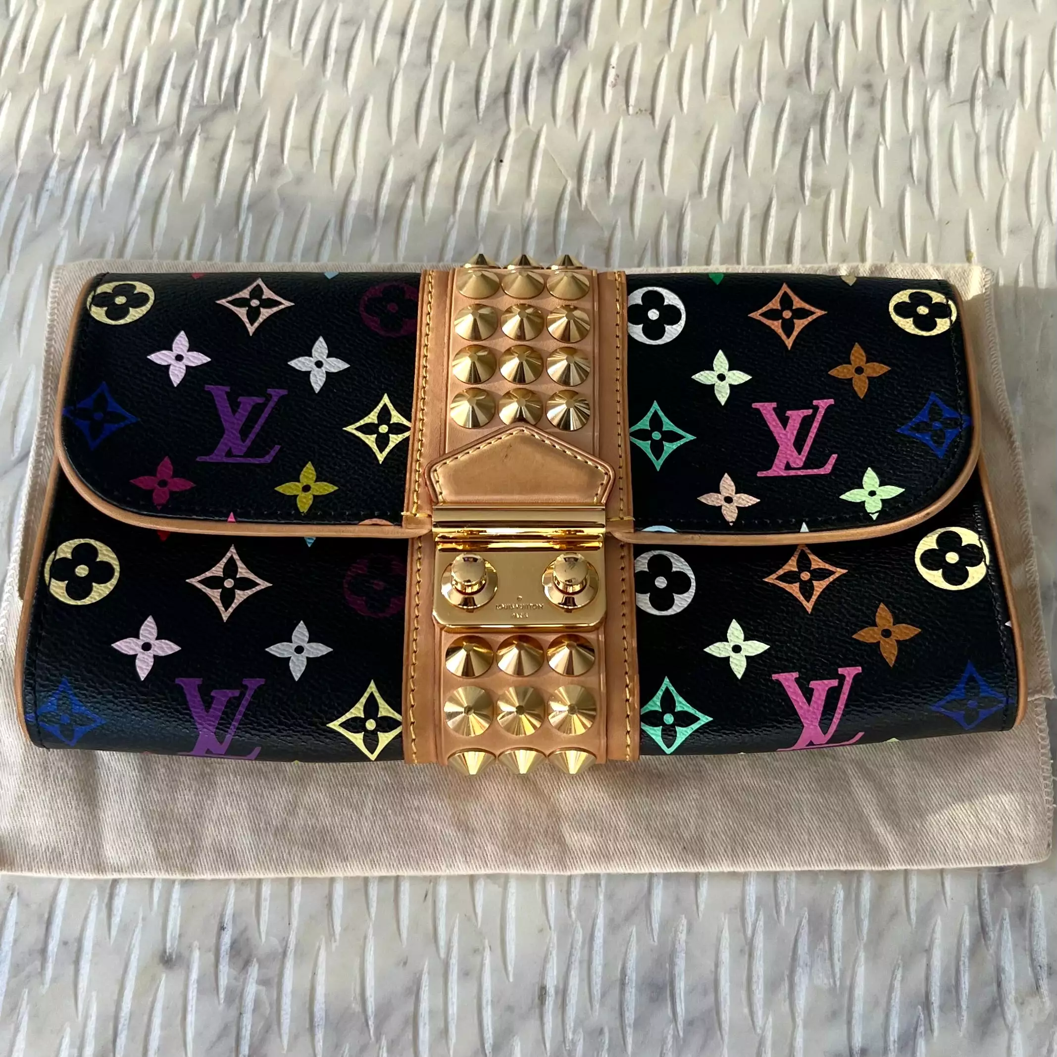 Louis Vuitton Courtenay Clutch