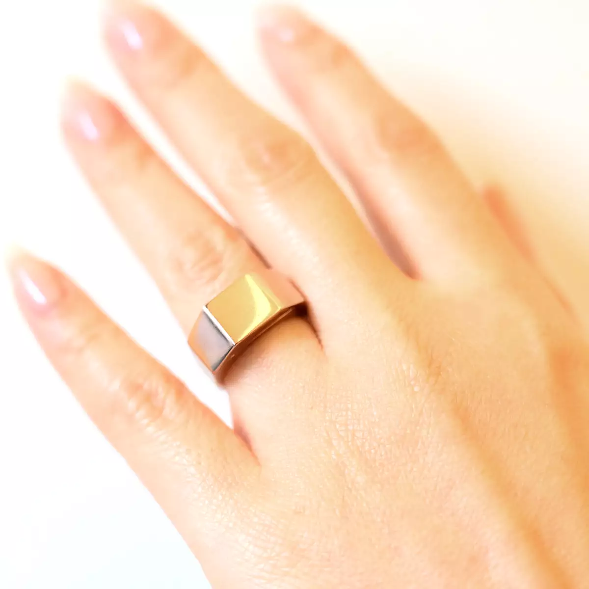 Rose Gold Cut Out Pedestal Ring