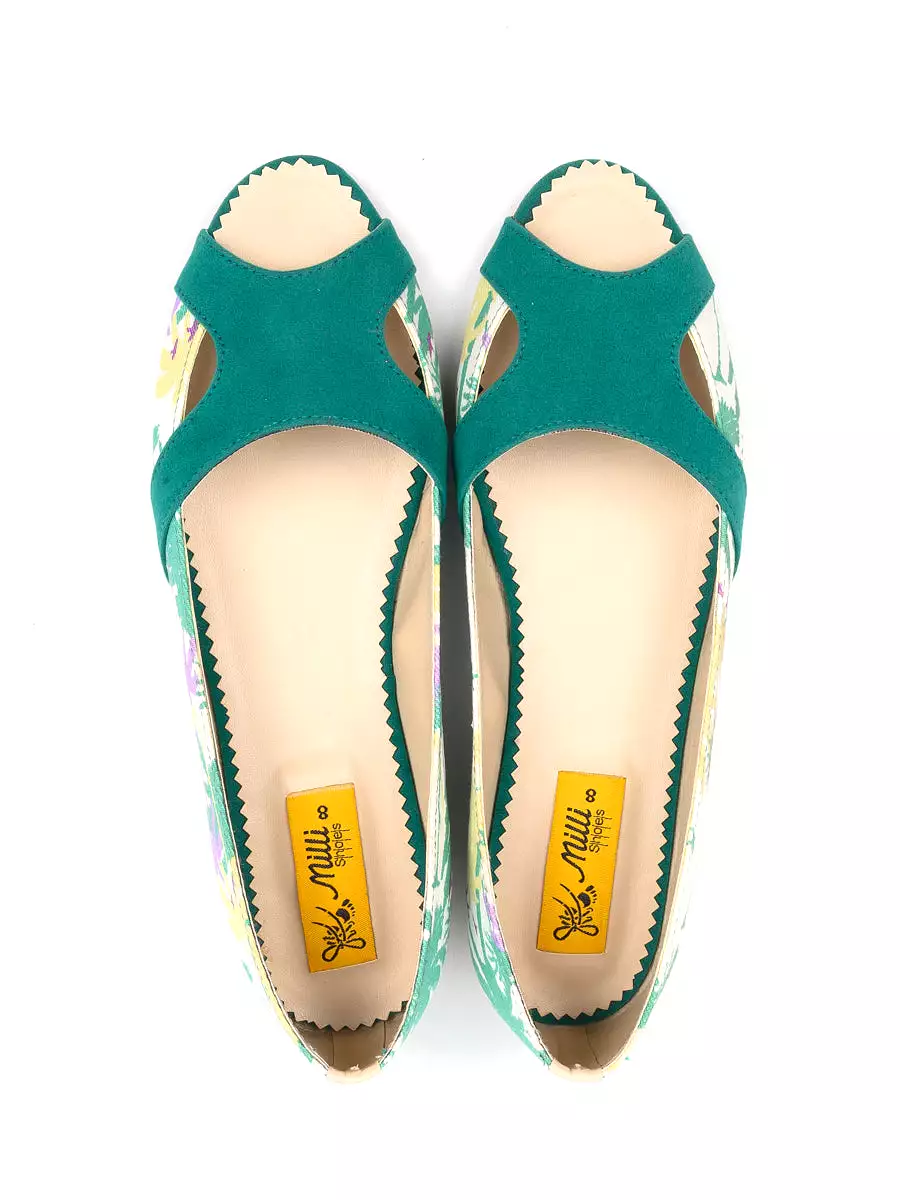 Women Green Multi Pumps