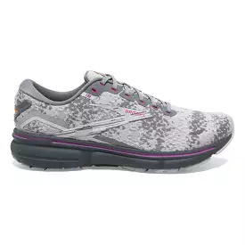 Women's Brooks Ghost 15, White/Oyster/Oriole, 8 B Medium